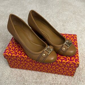 Tory Burch - Wedge Heels - Royal Tan - Size 6.5